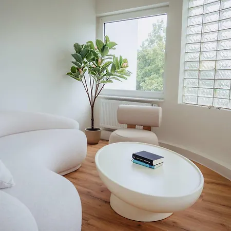 Staylight Exklusive Suite, Nahe Rathaus - Fruehstueck, Parkplatz, Ideal Fuer 4 Personen アパート ツェレ