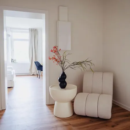 アパート Staylight Exklusive Suite, Nahe Rathaus - Fruehstueck, Parkplatz, Ideal Fuer 4 Personen ツェレ
