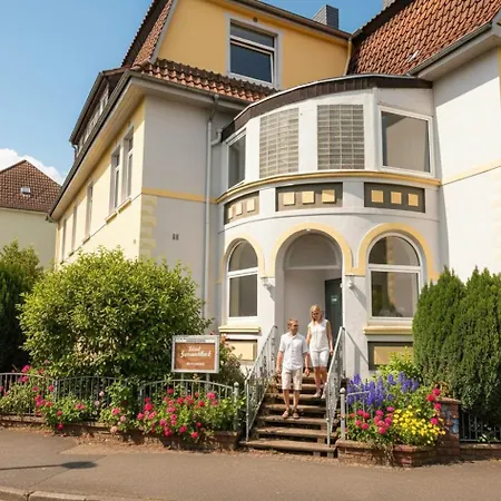 Staylight Exklusive Suite, Nahe Rathaus - Fruehstueck, Parkplatz, Ideal Fuer 4 Personen Lägenhet *